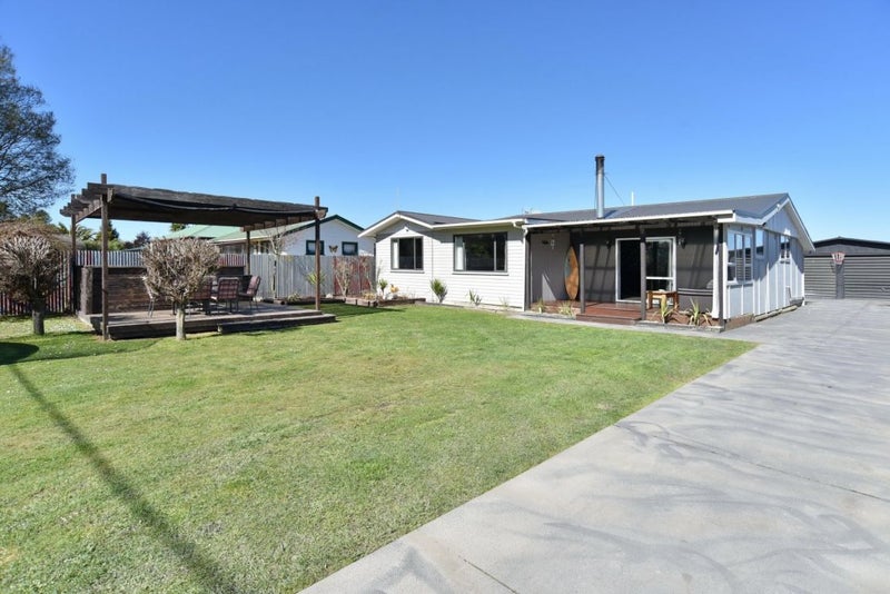 4 Geisha Road, Waikuku, Rangiora - Carousel 1