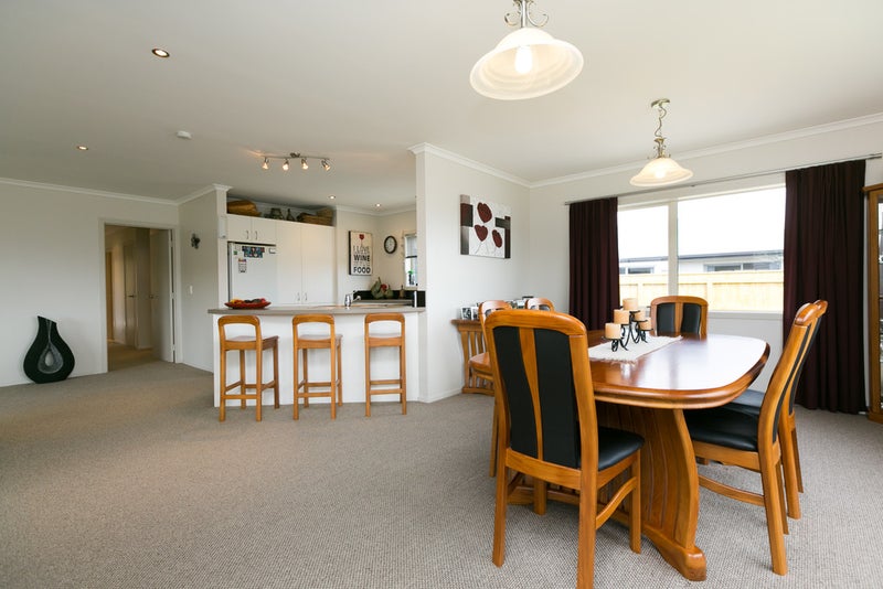 16 Marlin Terrace, Bell Block, New Plymouth - Carousel 2