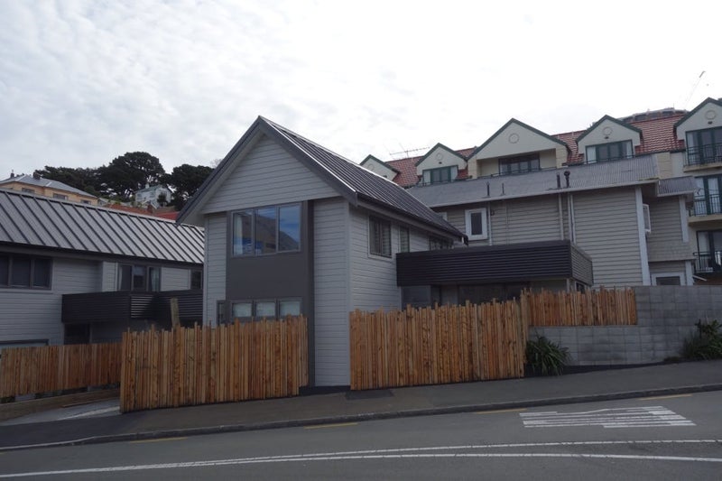 2 Buller Street, Te Aro, Wellington - Carousel 1