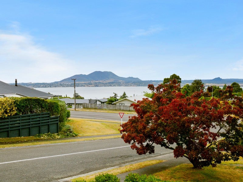 5 Brunette Drive, Acacia Bay, Taupo - Carousel 11