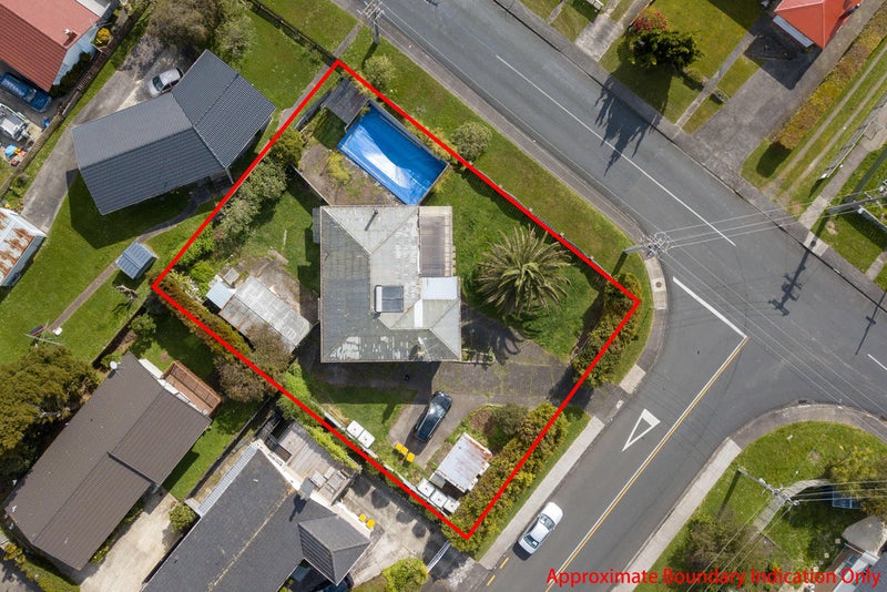 18 Phelps Place, Glendene, Auckland - Carousel 2