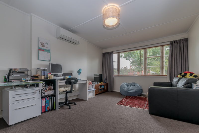 76 Rangiora Avenue, Roslyn, Palmerston North - Carousel 2