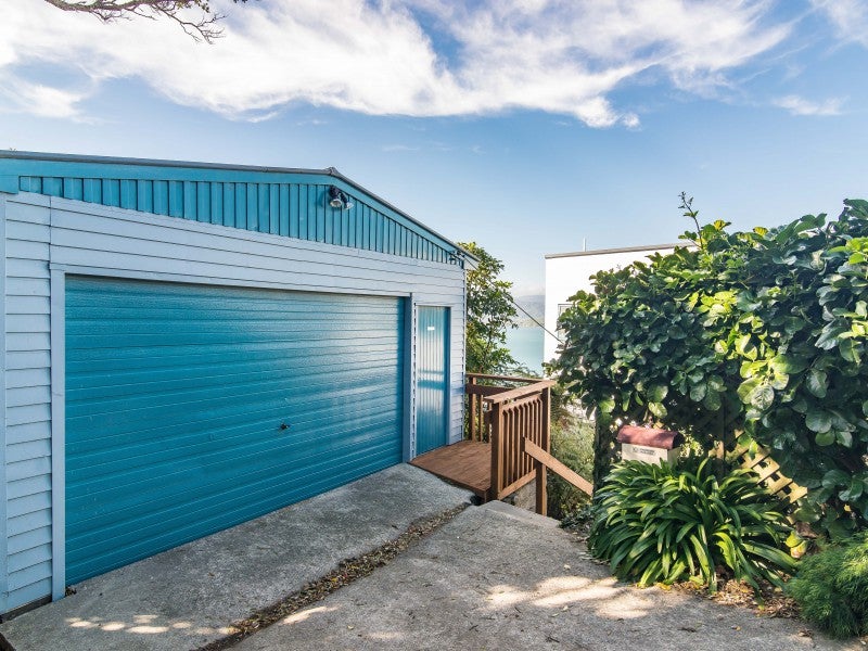 78 Homebush Road, Khandallah, Wellington - Carousel 13