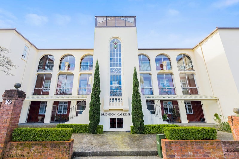 4/10 Brighton Road, Parnell, Auckland - Carousel 1