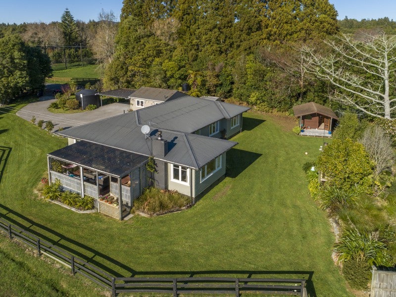 39 Burd Road, Tauranga - Carousel 2