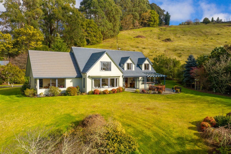 25 Te Moenga Park, Acacia Bay, Taupo - Carousel 18