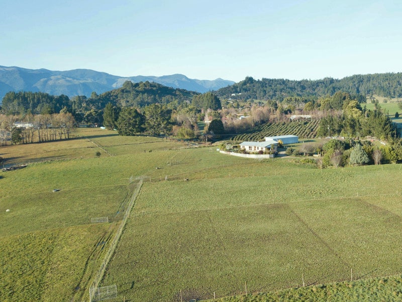 42 Keoghan Road, Rangihaeata - Carousel 2