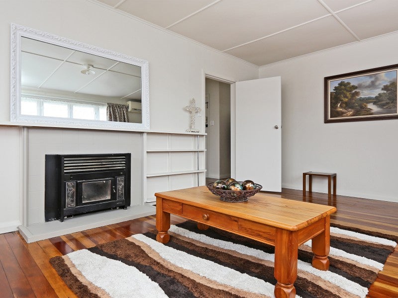 700 Grove Road, Mayfair, Hastings - Carousel 2