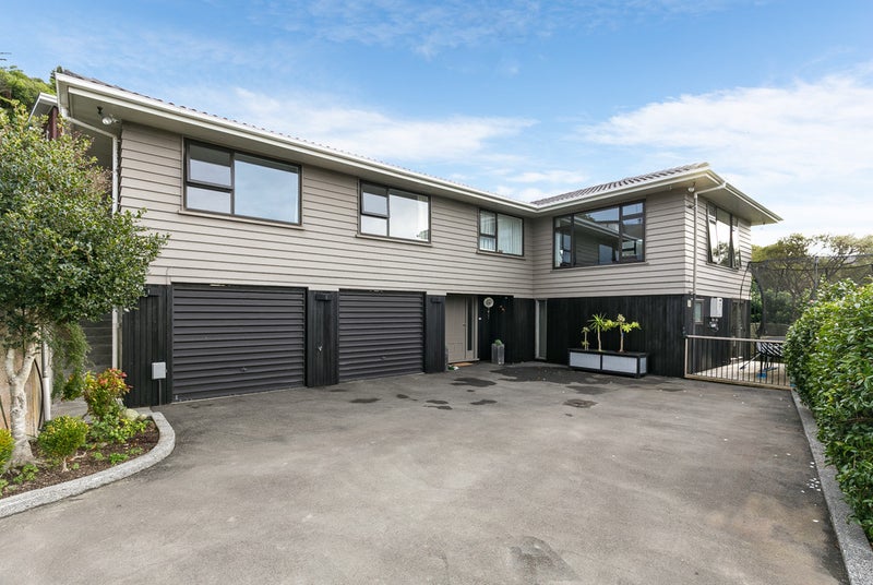 10 Cassis Place, Crofton Downs, Wellington - Carousel 1
