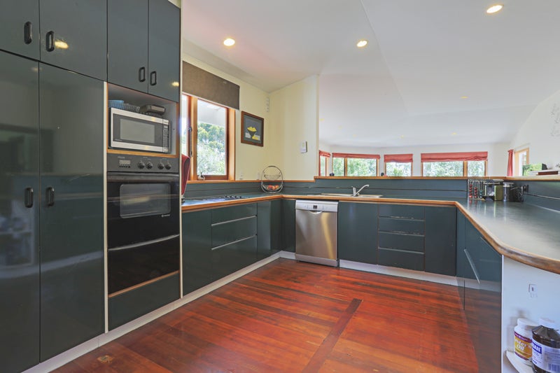 209 Tutaki Road, Kelvin Grove, Palmerston North - Carousel 2