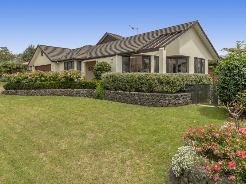 23 Bethlehem Heights, Bethlehem, Tauranga - Carousel 1