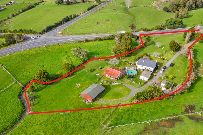 383 Papakura-Clevedon Road, Papakura - Carousel 1