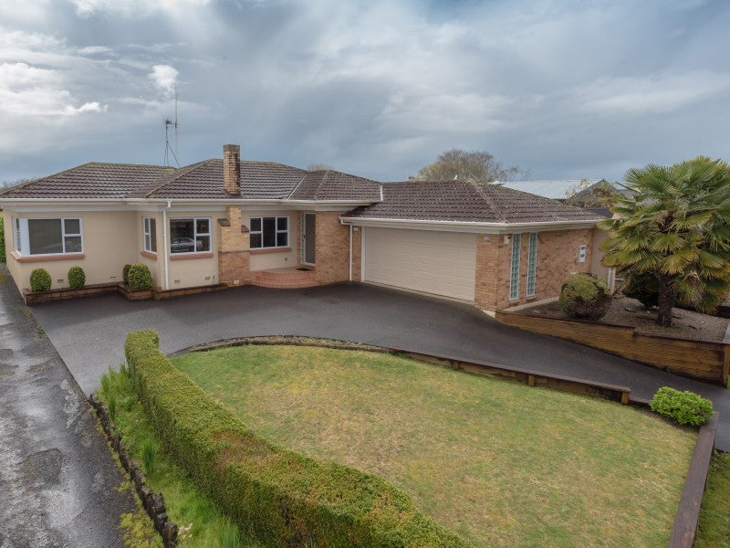 15 Cardrona Road, Beerescourt, Hamilton - Carousel 18