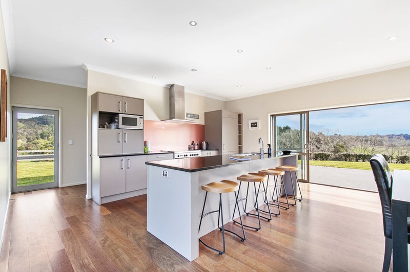 23 Caitcheon Road, Papakura - Carousel 26