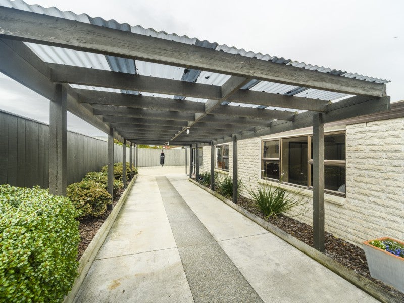 11 Chadwick Place, Highbury, Palmerston North - Carousel 22