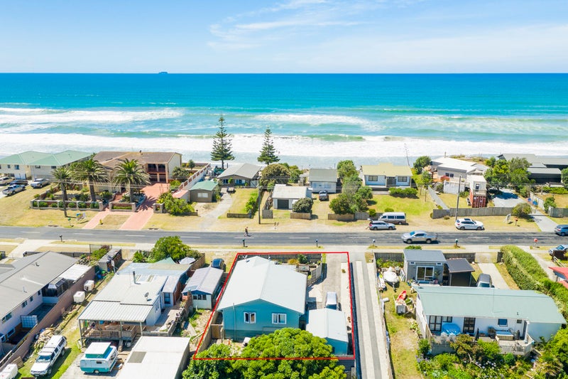 180 Pukehina Parade, Te Puke - Carousel 1