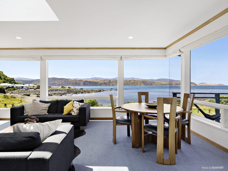 107 Breaker Bay Road, Breaker Bay, Wellington - Carousel 1