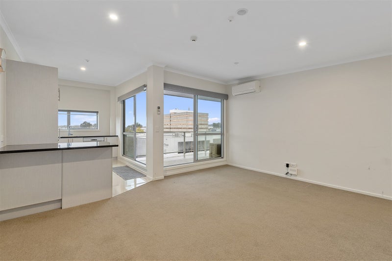 202/521 Anglesea Street, Hamilton Central, Hamilton - Carousel 2