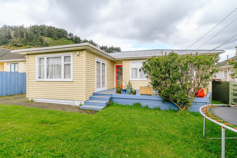 26 Nelson Crescent, Wainuiomata, Lower Hutt - Carousel 1