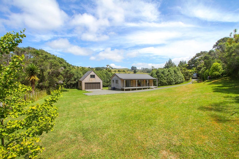 495 Burnside Road, Kaukapakapa - Carousel 1