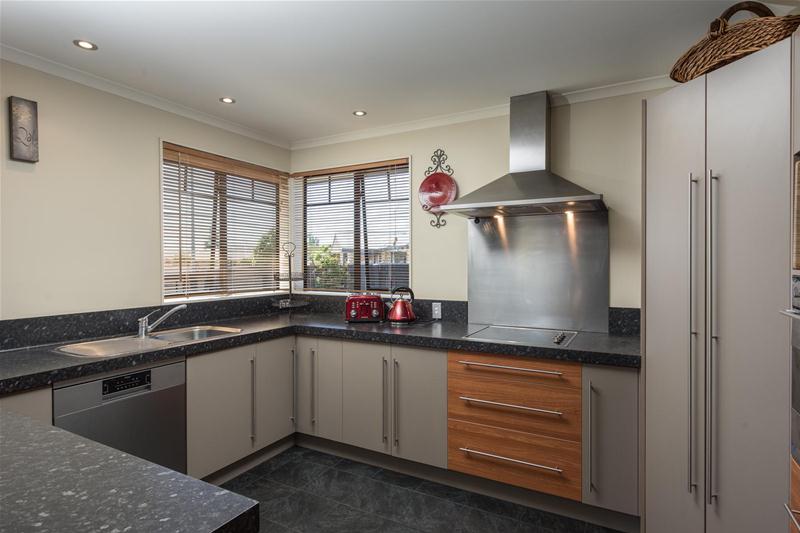 19 Mckendry Street, Redwoodtown, Blenheim - Carousel 2
