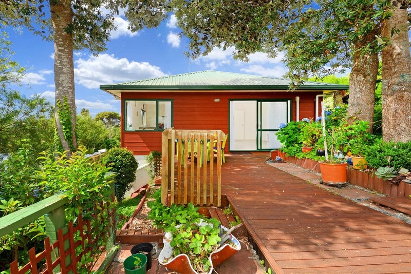 1/20 Glen Vista Place, Bayview, Auckland - Carousel 2