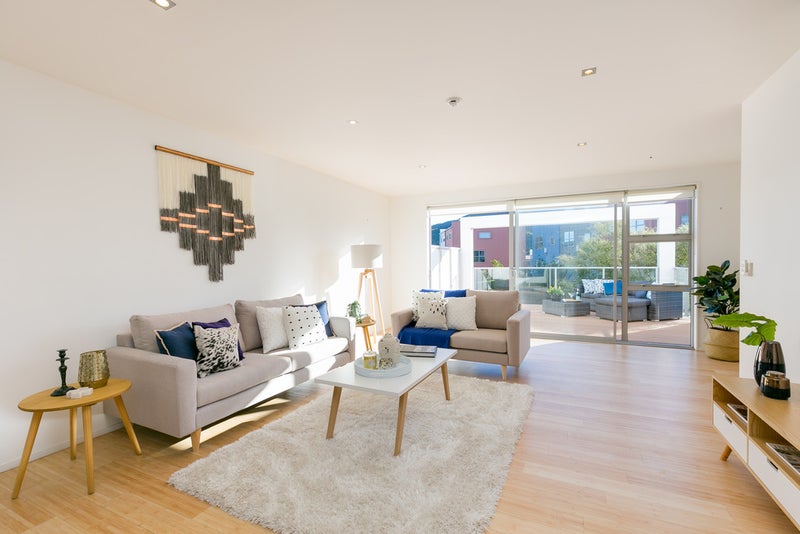 50 Saddleback Grove, Karori, Wellington - Carousel 2
