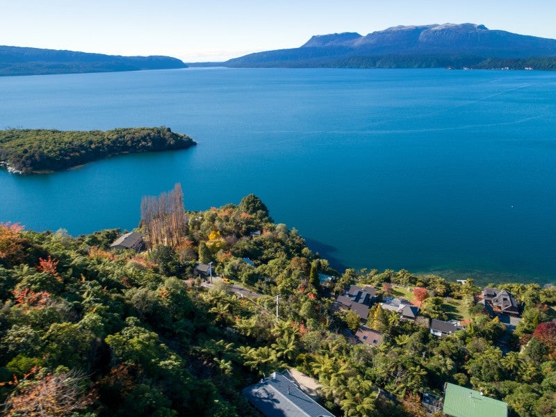 28 Spencer Road, Lake Tarawera, Rotorua - Carousel 1