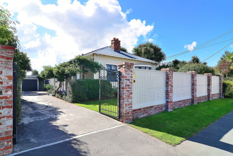 49 Malcolm Avenue, Beckenham, Christchurch - Carousel 1