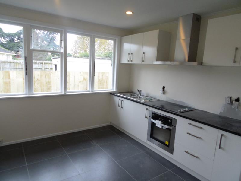 10 Gubb Place, Otara, Auckland - Carousel 2