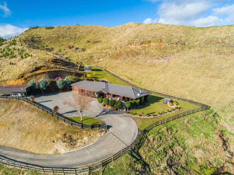 201 Whangamata Road, Taupo - Carousel 1