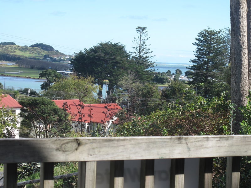 16 Stewart Street, Raglan - Carousel 2