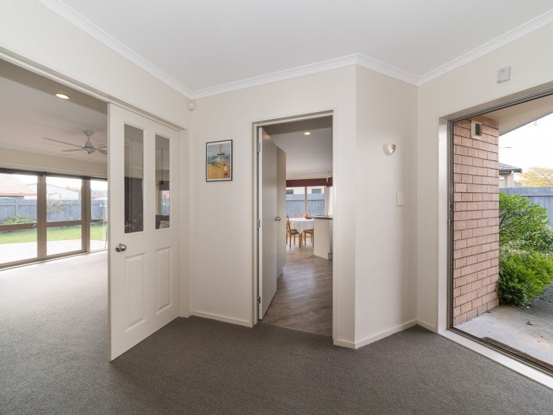 14 Parnell Heights Drive, Kelvin Grove, Palmerston North - Carousel 2