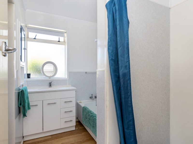 7A Lynwood Place, Brookfield, Tauranga - Carousel 15