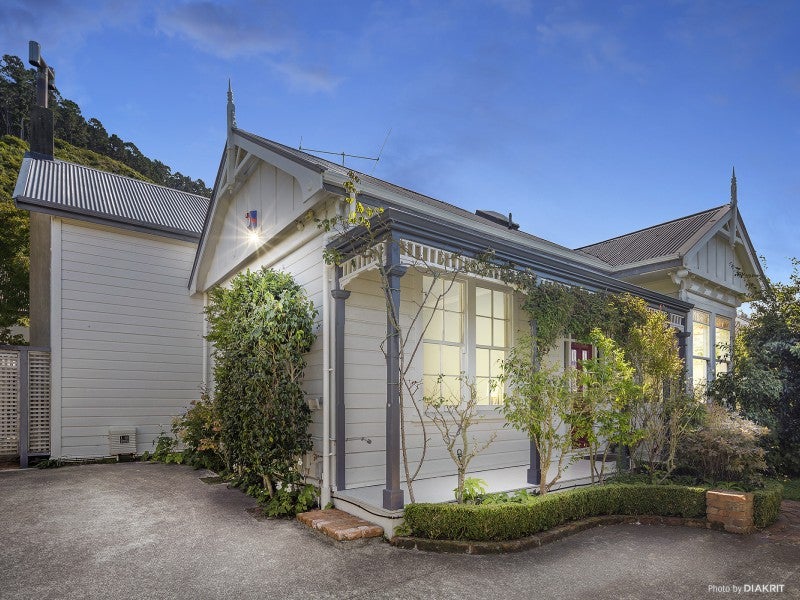 10 Harriett Street, Thorndon, Wellington - Carousel 1