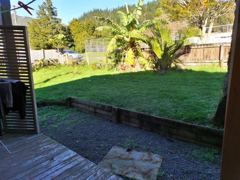 2 Hay Street, Shannon, Palmerston North - Carousel 11