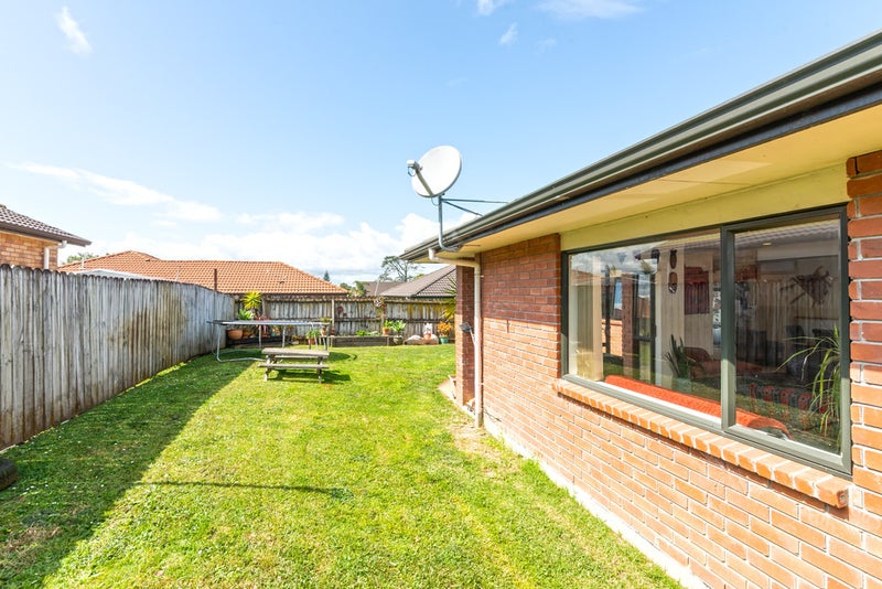 39 Nicholas Gibbons Drive, Clendon Park, Auckland - Carousel 26