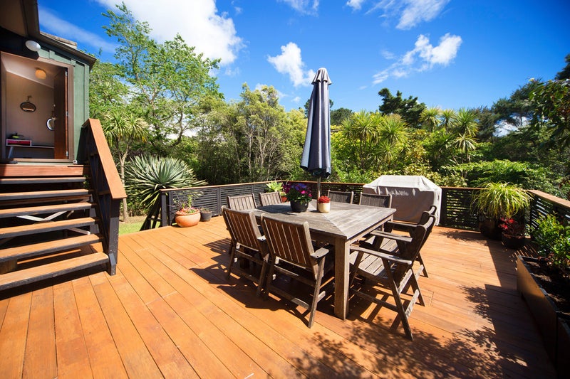 8 TRELAWNY PL, Hillcrest, Auckland - Carousel 2