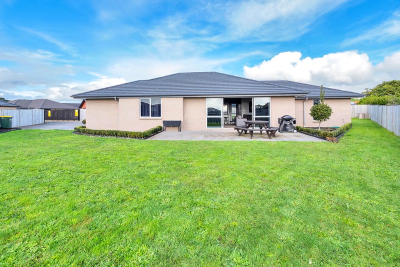 22 Pamela Christine Road, Patumahoe, Pukekohe - Carousel 1