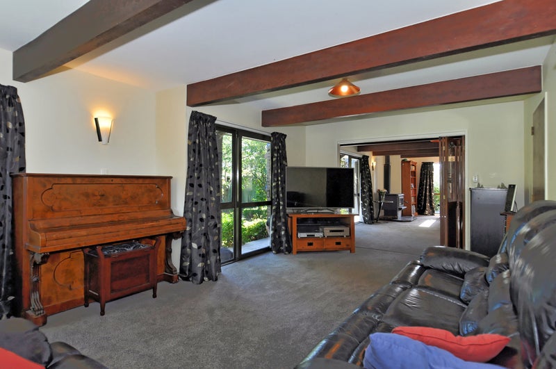 35A Winters Road, Redwood, Christchurch - Carousel 2
