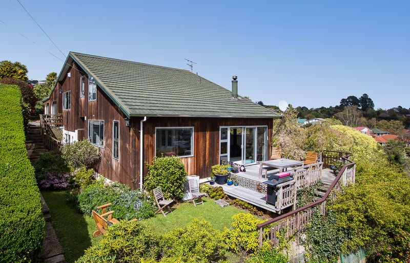 10 Montrose Street, North East Valley, Dunedin - Carousel 1