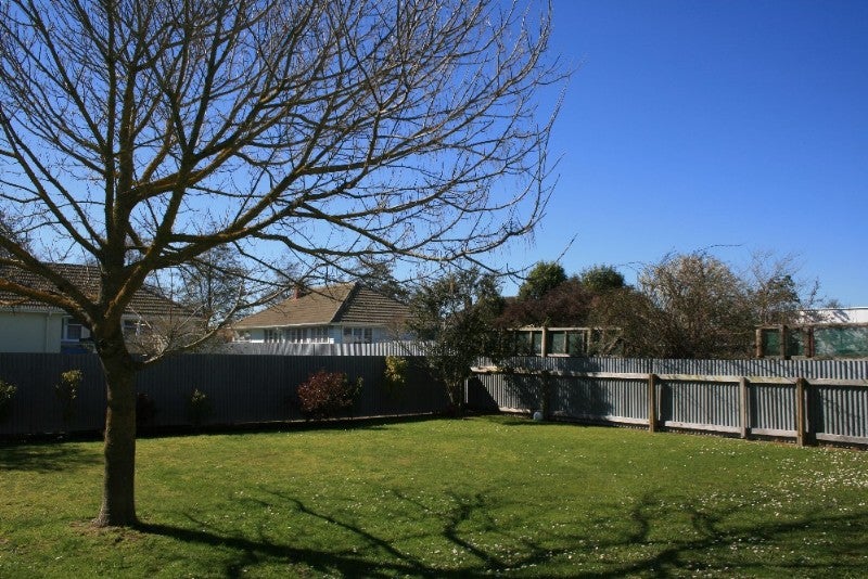 17 Gloucester Street, Takaro, Palmerston North - Carousel 7