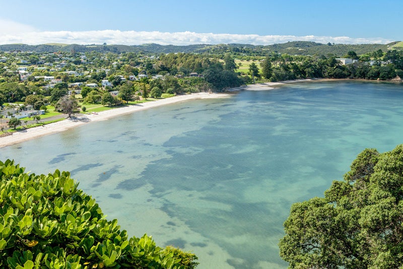 41 Burrell Road, Oneroa, Waiheke Island - Carousel 1