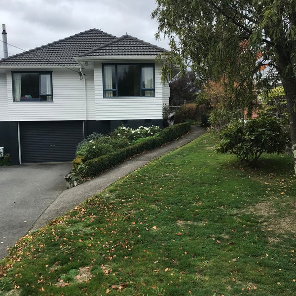 8 Whitley Avenue, Ebdentown, Upper Hutt - Carousel 2