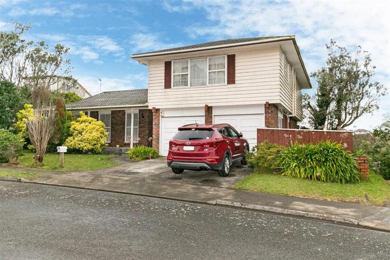13 Orissa Crescent, Broadmeadows, Wellington - Carousel 1