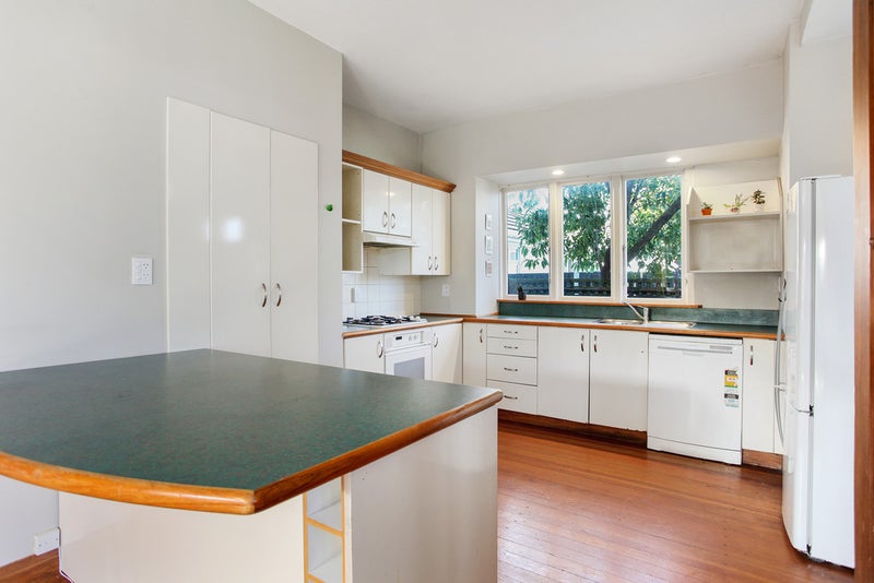 175 Wilsons Road South, Saint Martins, Christchurch - Carousel 2