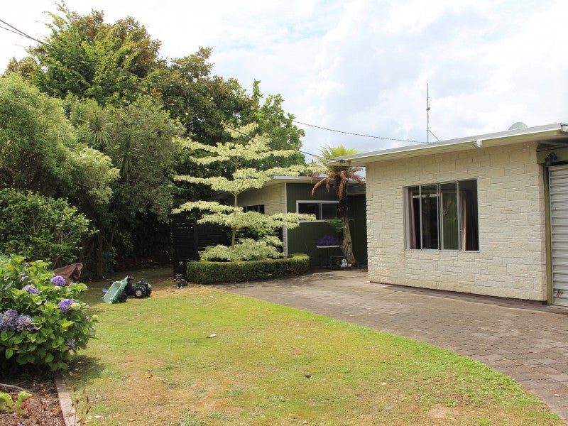 104 Fitzroy Avenue, Fitzroy, Hamilton - Carousel 2