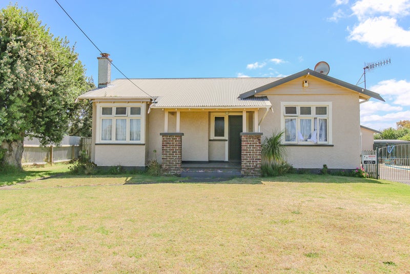 53 Bamber Street, Castlecliff, Whanganui - Carousel 1