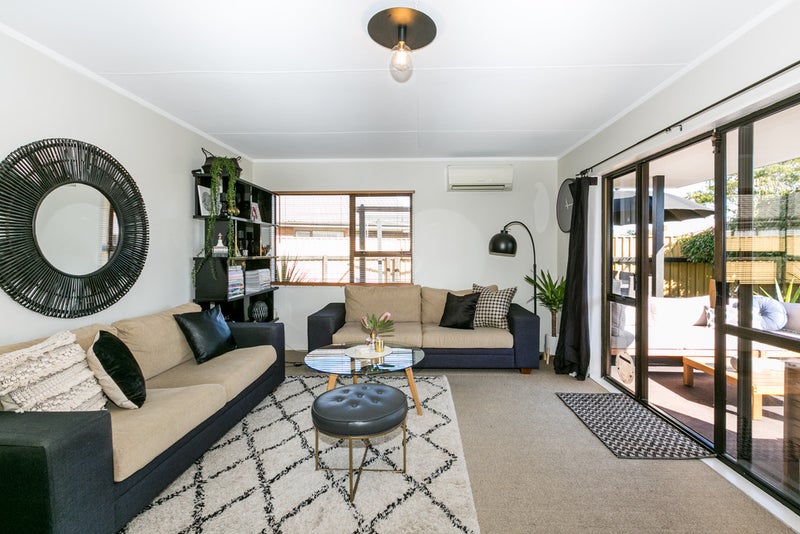 15 Beveridge Place, Greenmeadows, Napier - Carousel 2