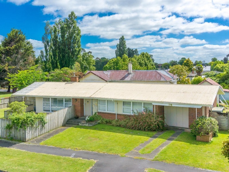 29 Rimu Street, Maeroa, Hamilton - Carousel 2